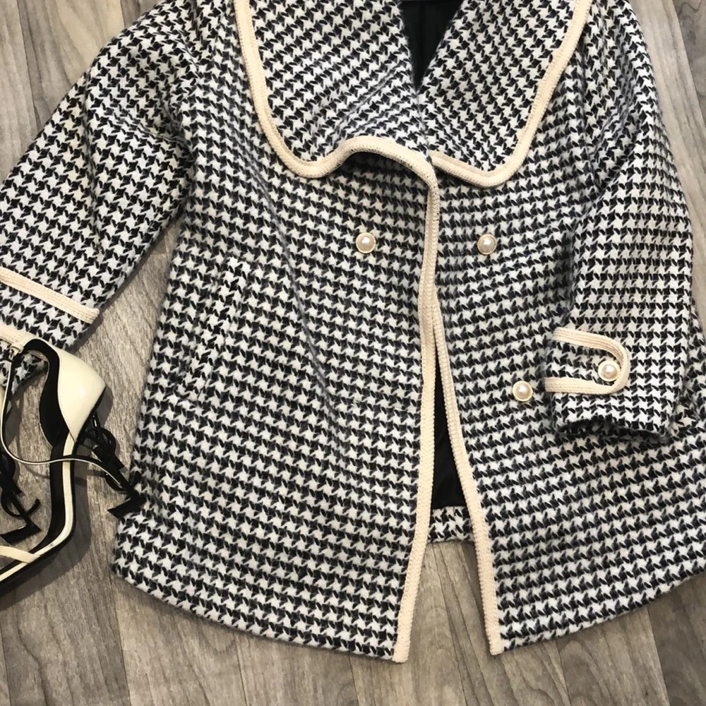 Jacket - Picture 3 of 3